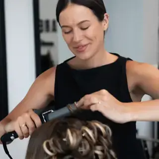 Aysun M., Level 1 Hairdressing Student | Aspiring Hairstylist